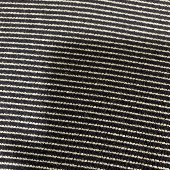 👚Tommy Hilfiger jeans Top👚 - Picture 3 of 7